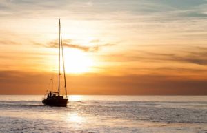 sunset-sailing-aperitivo-cruise-mykonos-cyclades